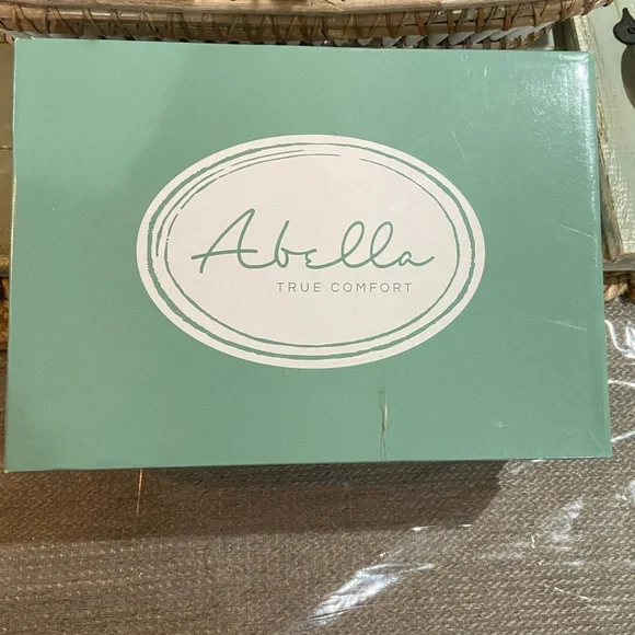 Abella Black Women's Slingback Heels - Picture 12 of 12